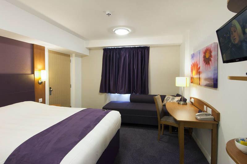 Premier Inn Manchester City Centre מראה חיצוני תמונה